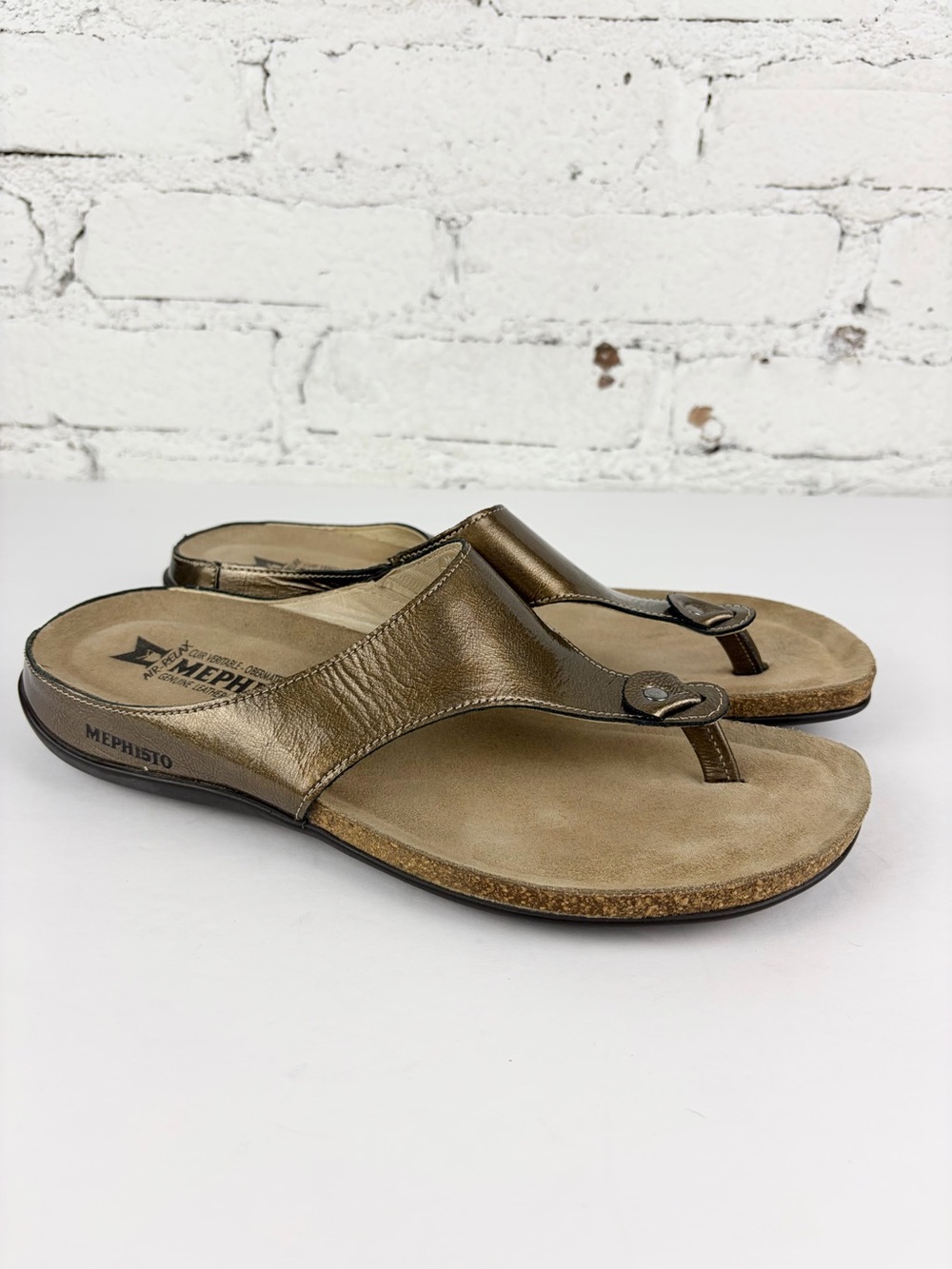 Mephisto Agacia Gold Tan Brown Leather Thong Slip On Sandals 40